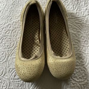 Sketchers gold ballet flats NEW Memory Foam insole